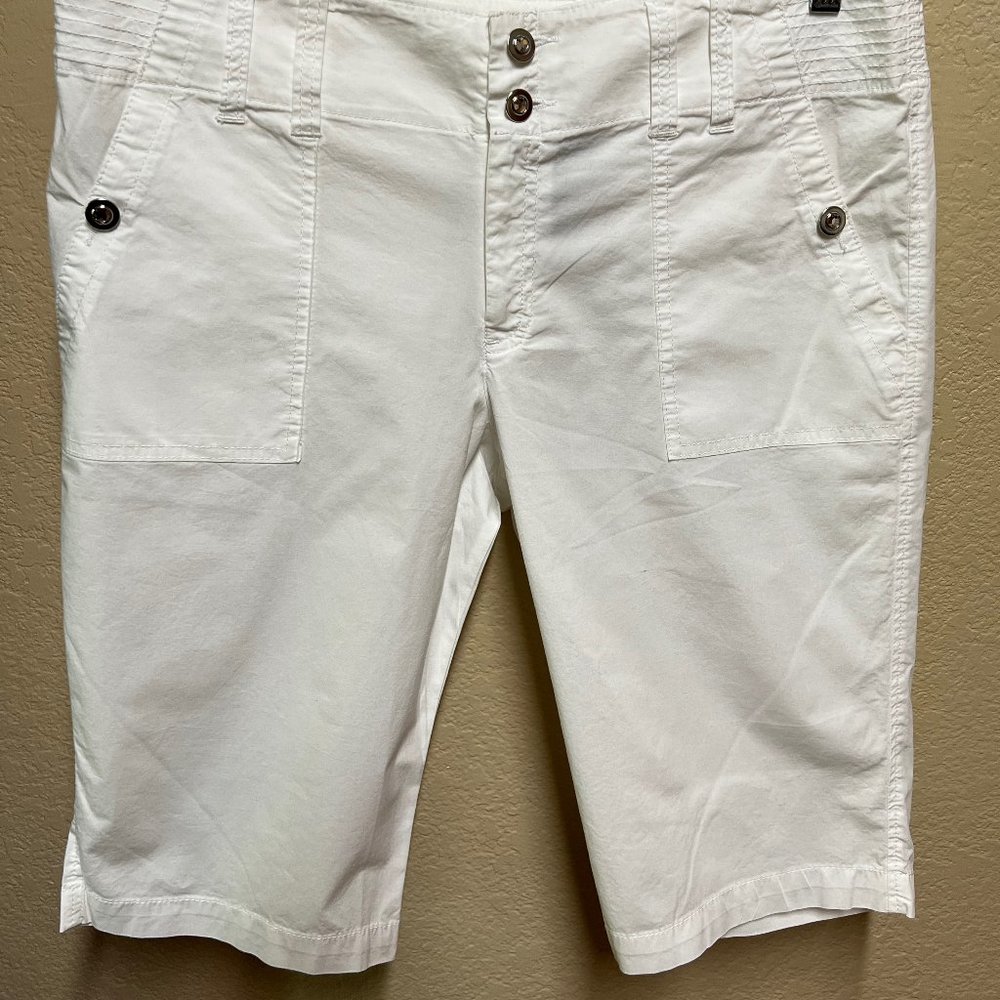 INC International Concepts White Shorts Size 12